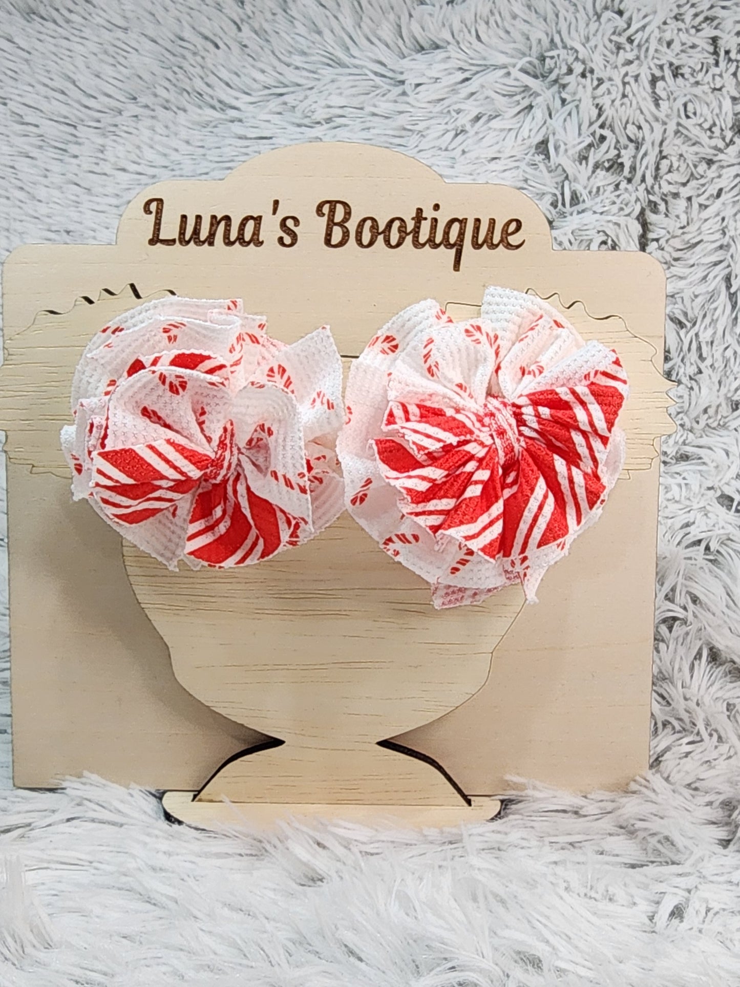 Dainty Candy Cane Shredded Piggies