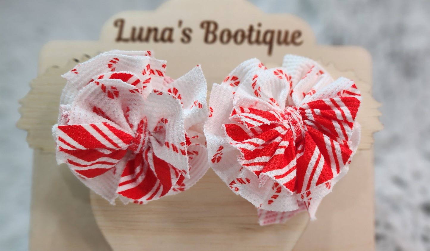 Dainty Candy Cane Shredded Piggies