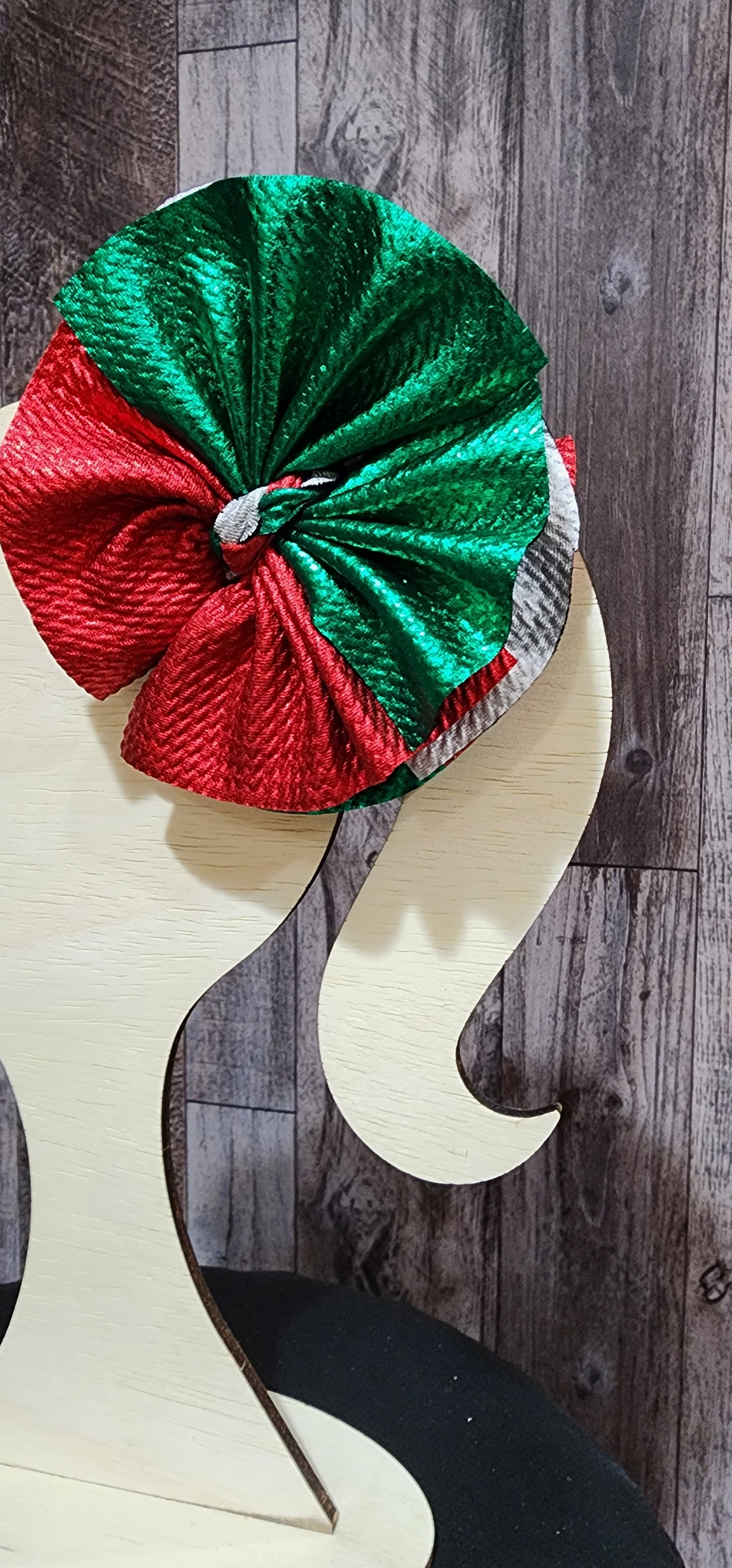 Shredded Christmas Bow