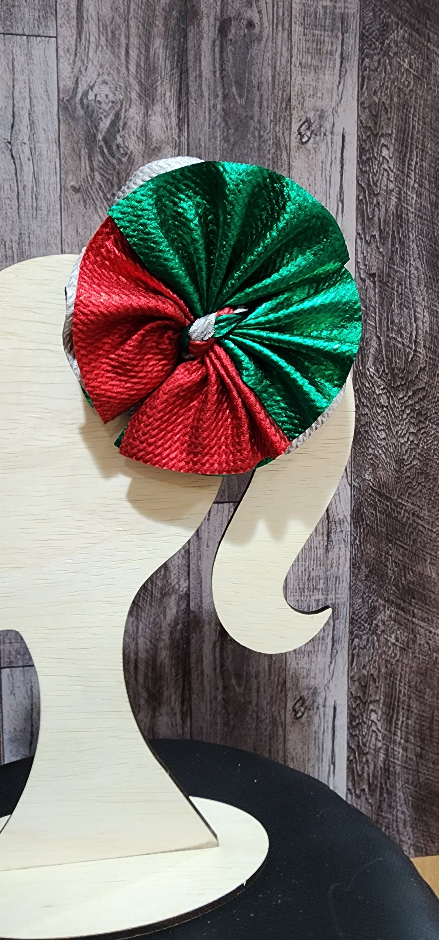 Shredded Christmas Bow
