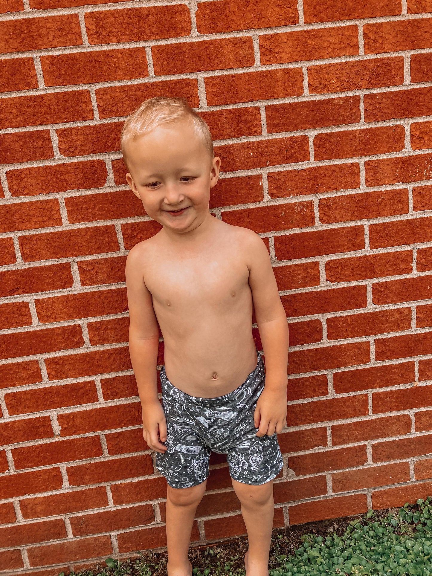 Cosmic Comfort: Glow-in-the-Dark Short Set