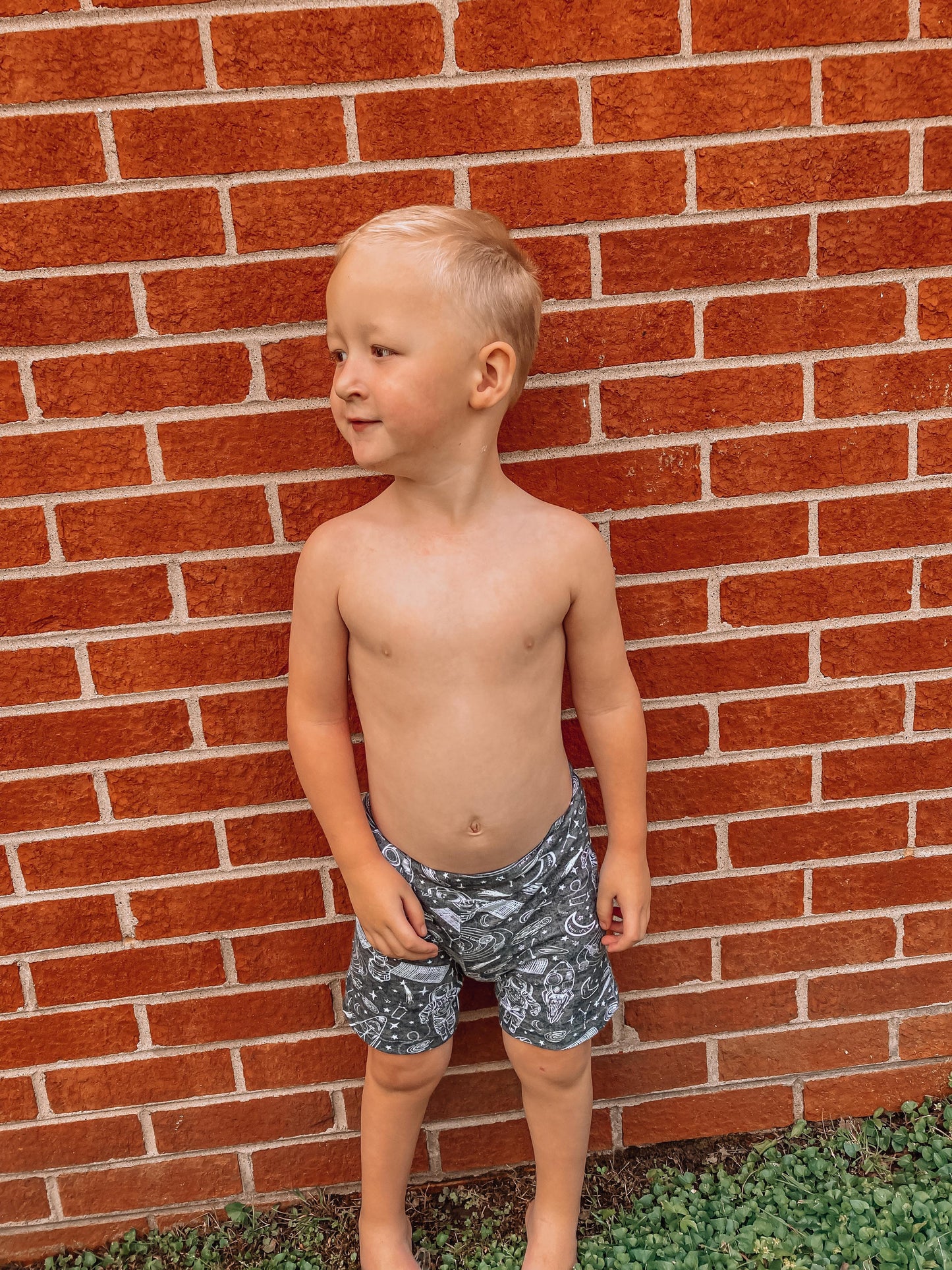 Cosmic Comfort: Glow-in-the-Dark Short Set