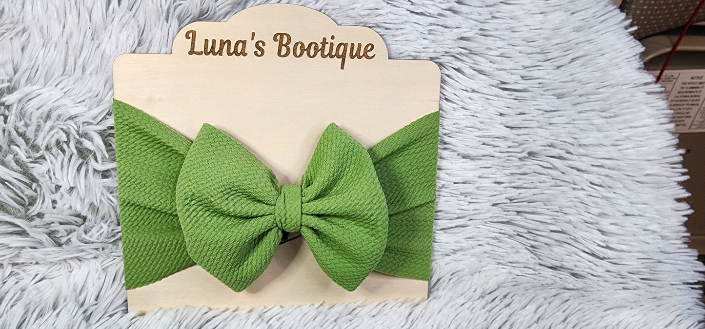 Leaf Green Bow Wrap