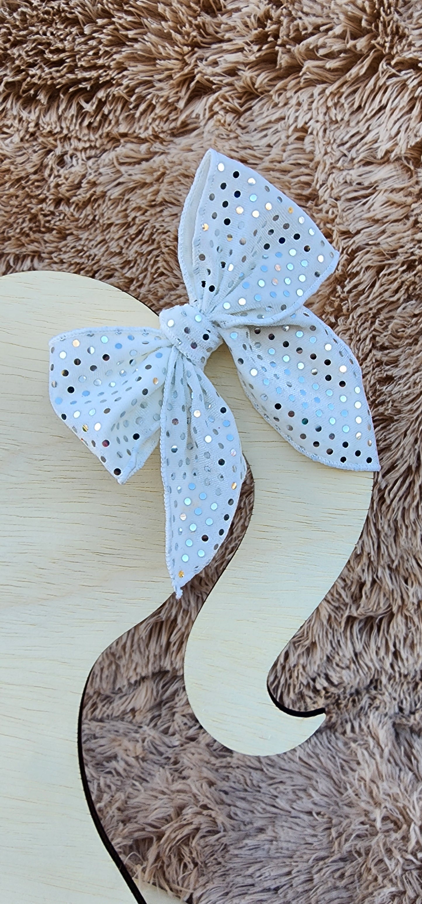 Metallic Dotted Isabel Bow