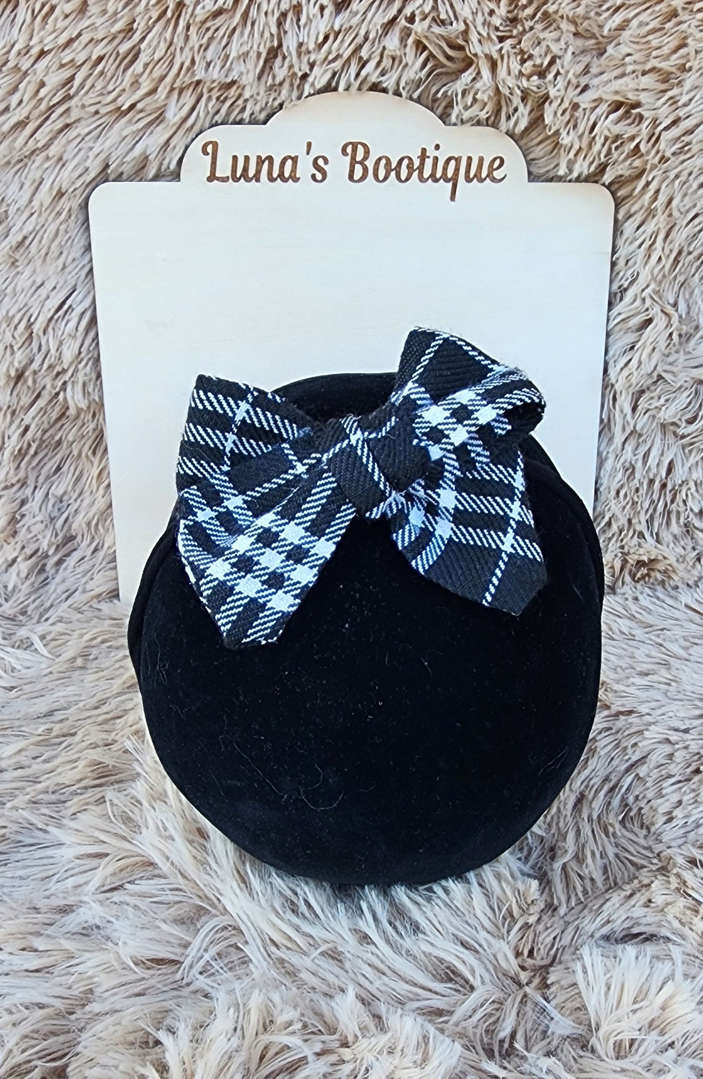 Black Plaid Ruth Bow